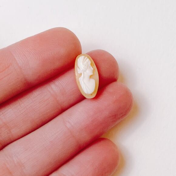 VTG 30s - 40s Shell Cameo Cabochon Hand Carved Portrait Jewelry Making Component - Picture 4 of 11